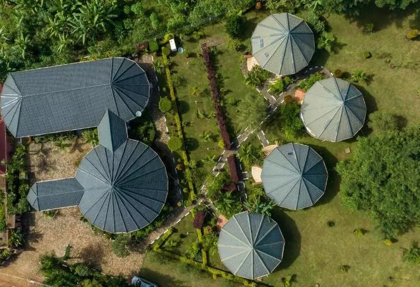 هتل Entuiga Cottages