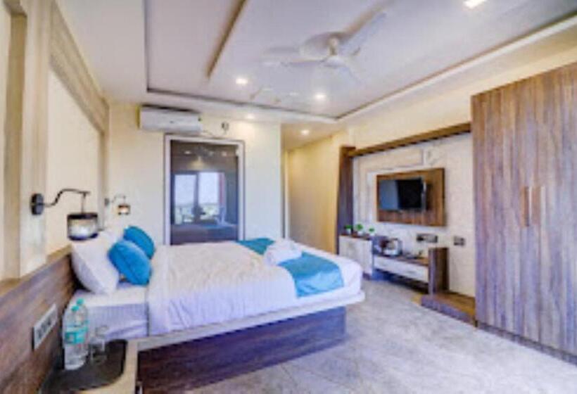 ホテル Green County Panchgani