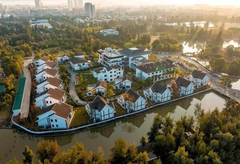 Hotelli Holiday Inn Express Yuhuan Wetland Park, An Ihg