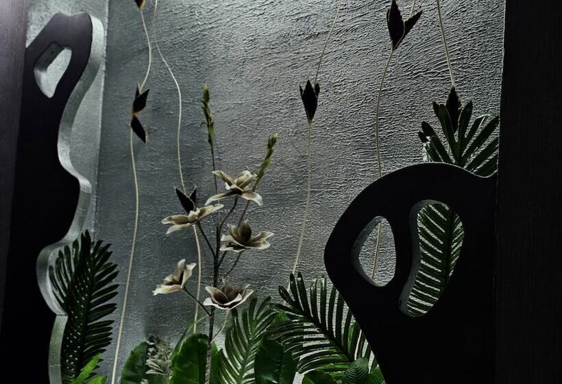 هتل Memory Basket