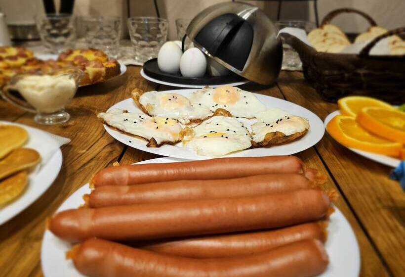 هتل Memory Basket