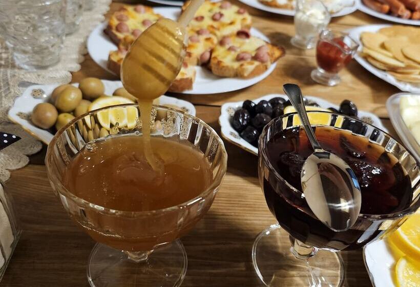 هتل Memory Basket