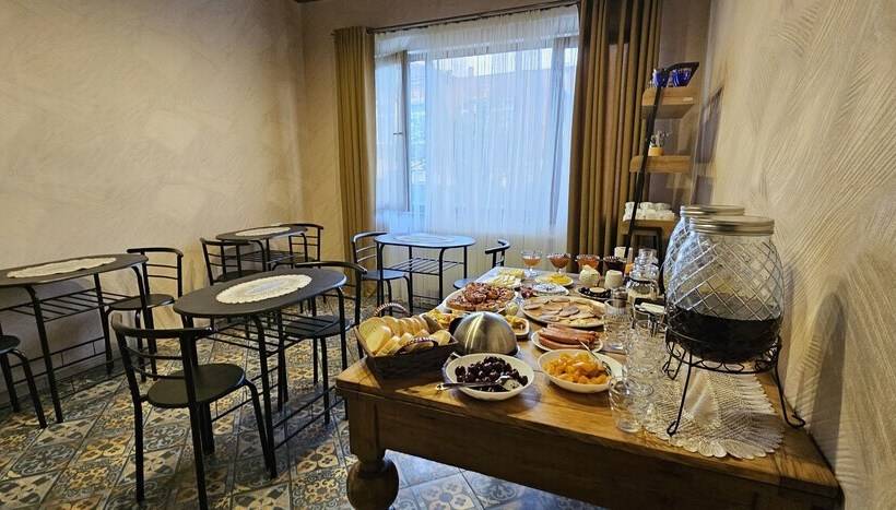 هتل Memory Basket