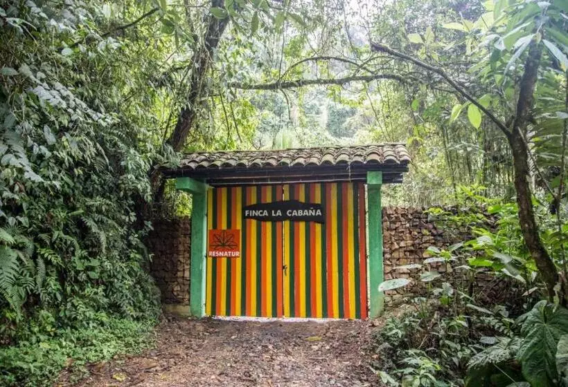 ホテル Reserva Natural Finca La Cabaña