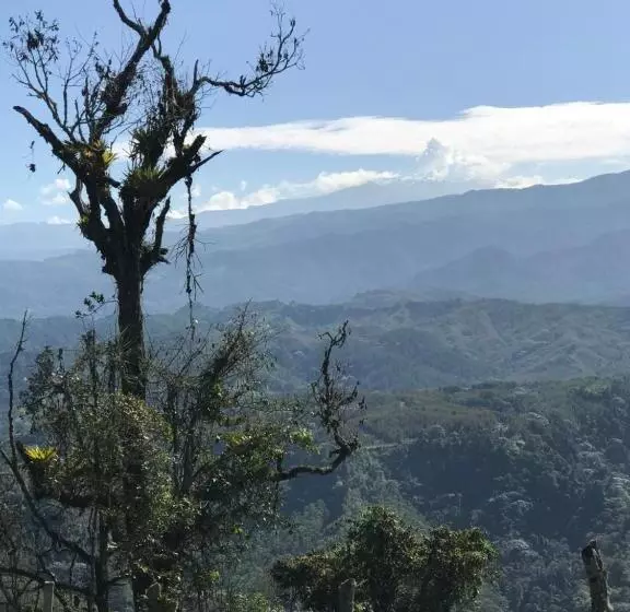 ホテル Reserva Natural Finca La Cabaña
