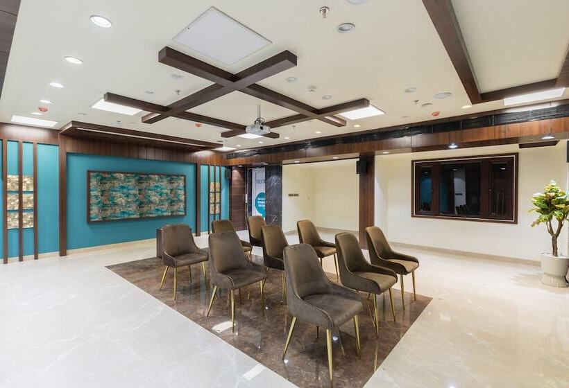 בית מלון כפרי Royal Rawal Luxury Boutique