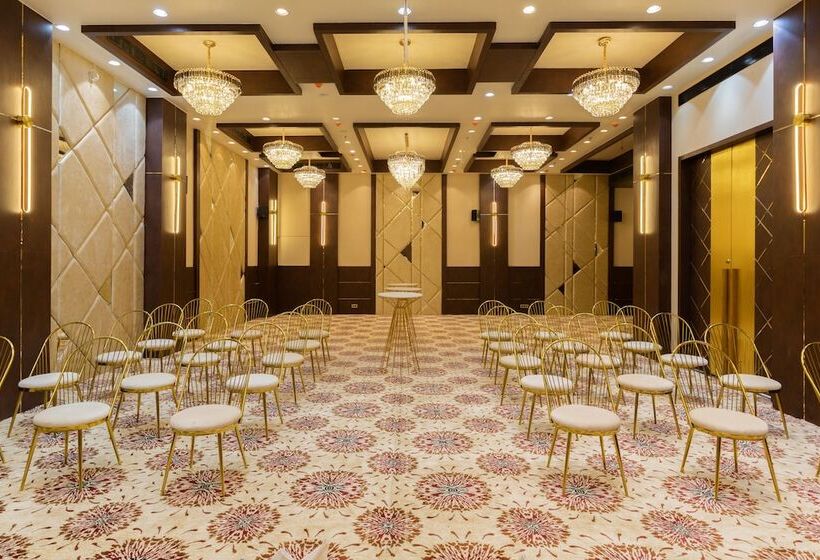 בית מלון כפרי Royal Rawal Luxury Boutique