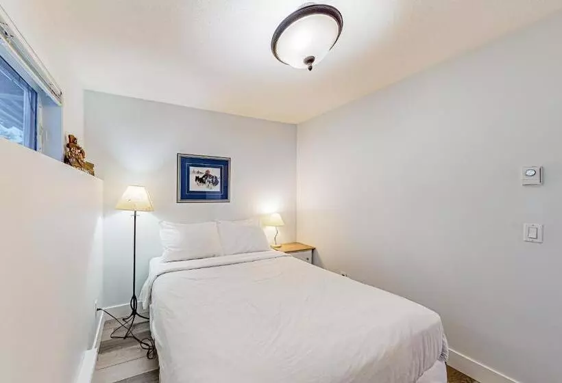 Hotelli Snowcrest Village, Unit 5b