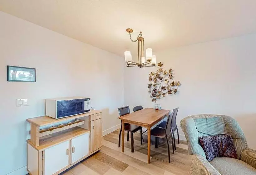 Hotelli Snowcrest Village, Unit 5b