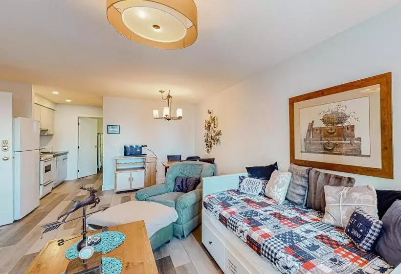 Hotelli Snowcrest Village, Unit 5b