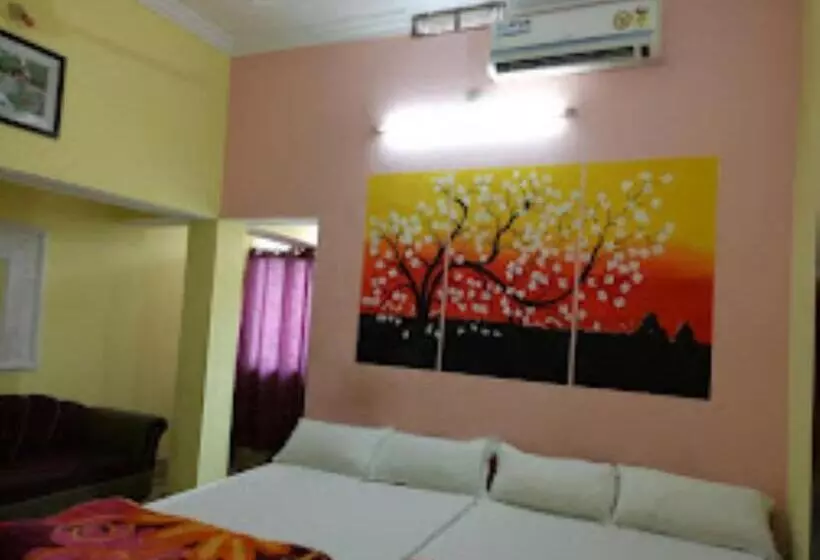 Majatalo Anukul Guest House,bodh Gaya
