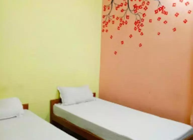 Majatalo Anukul Guest House,bodh Gaya