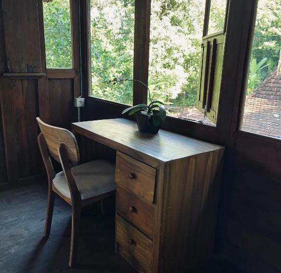 膳宿费 Bidja Room Wooden Joglo House