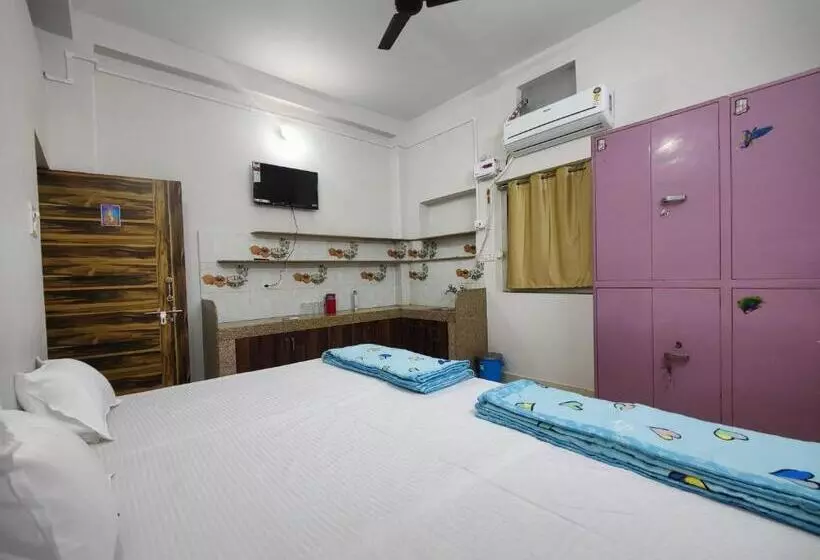 ペンション Sitaram P Guest House