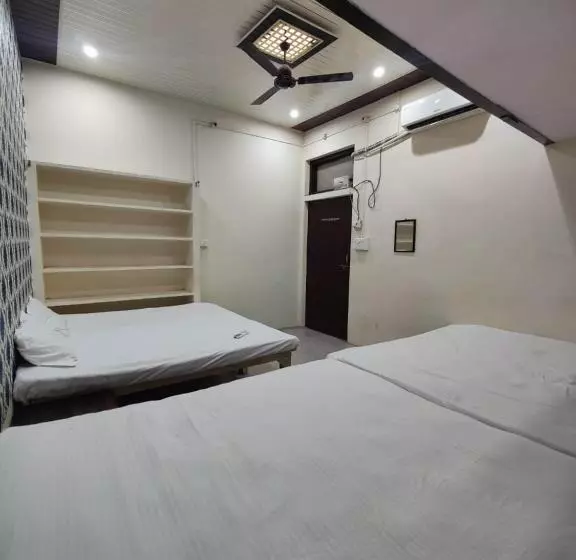 ペンション Sitaram P Guest House