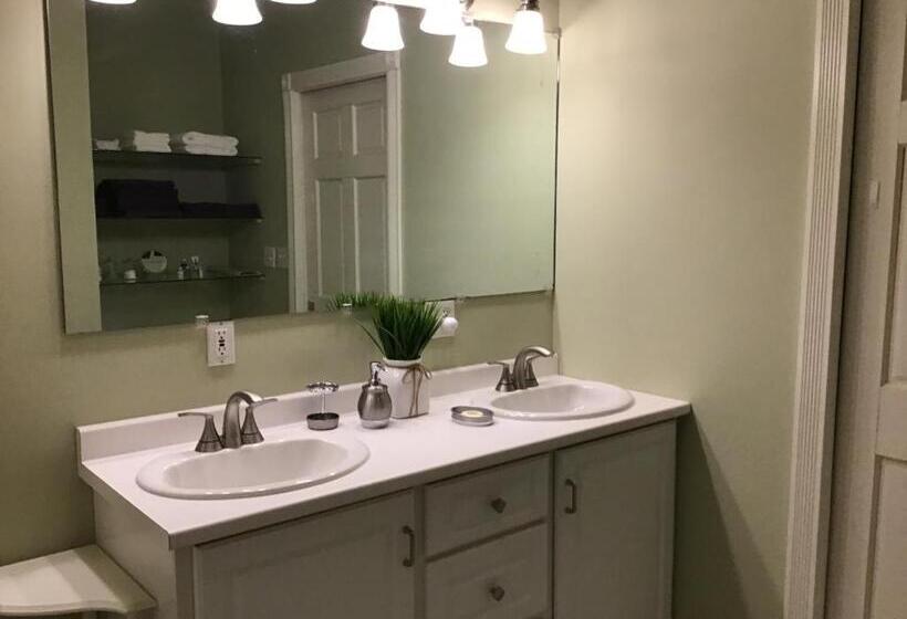 פנסיון Star Suite On The Midcoast