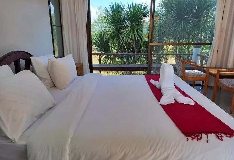 Phuphamok Valley Resort