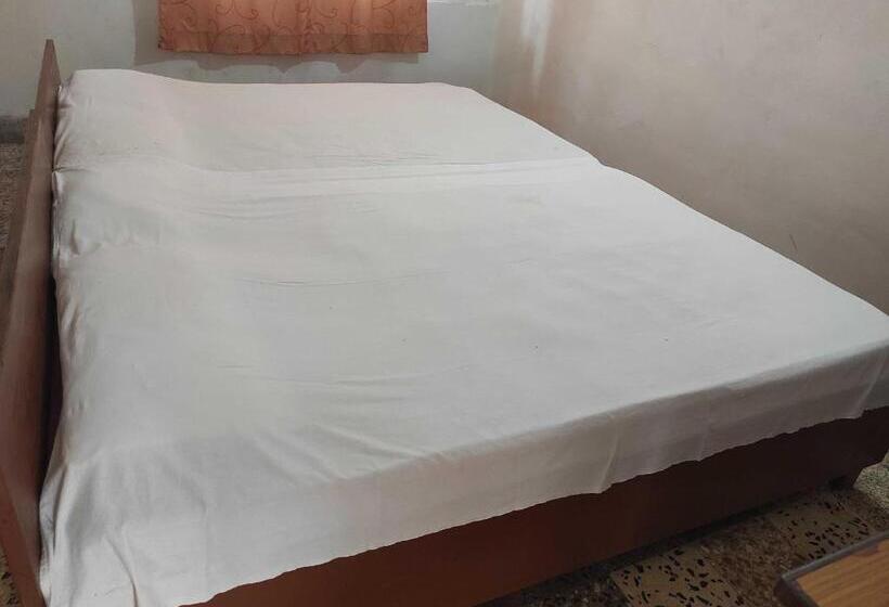 Spot On Nandu Hotels And Motels