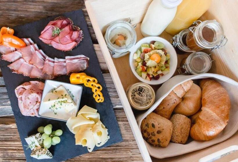 酒店 Almhof Alpin Apartments & Spa