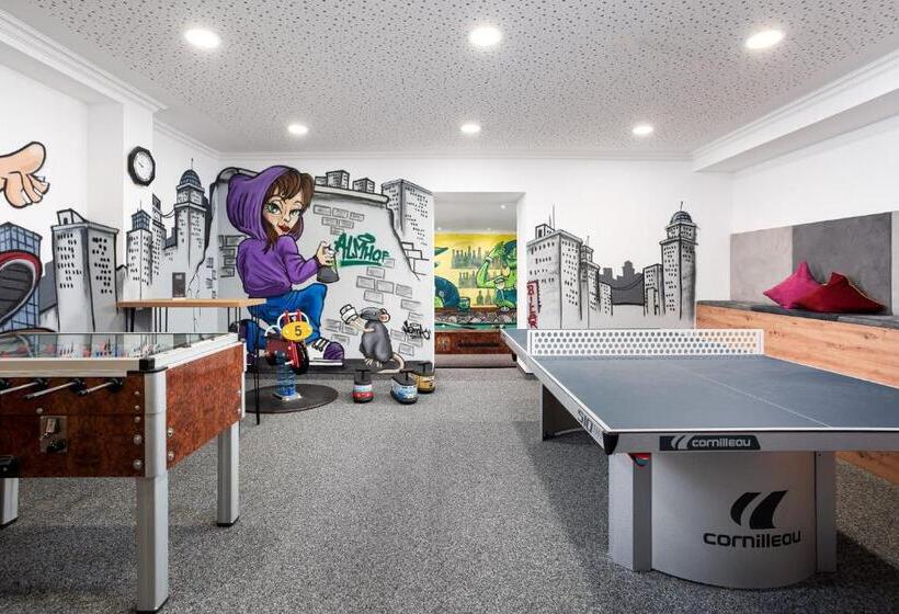 酒店 Almhof Alpin Apartments & Spa