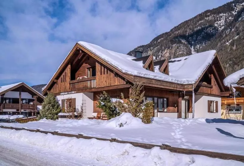Hotelli Alpin Apart Maurer