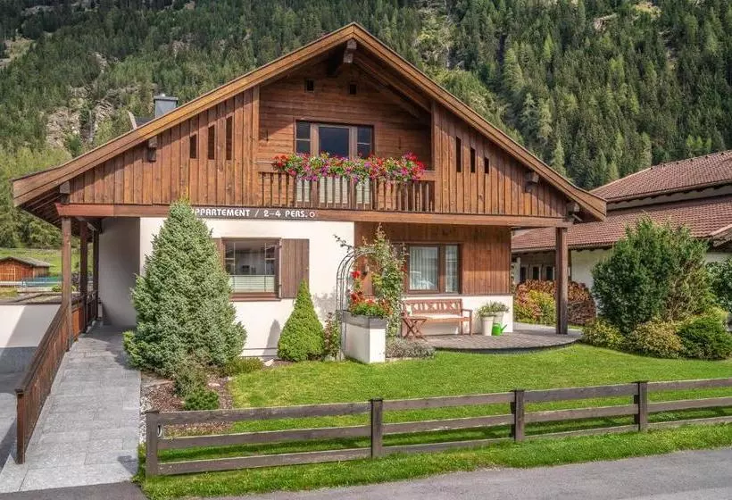 Hotelli Alpin Apart Maurer