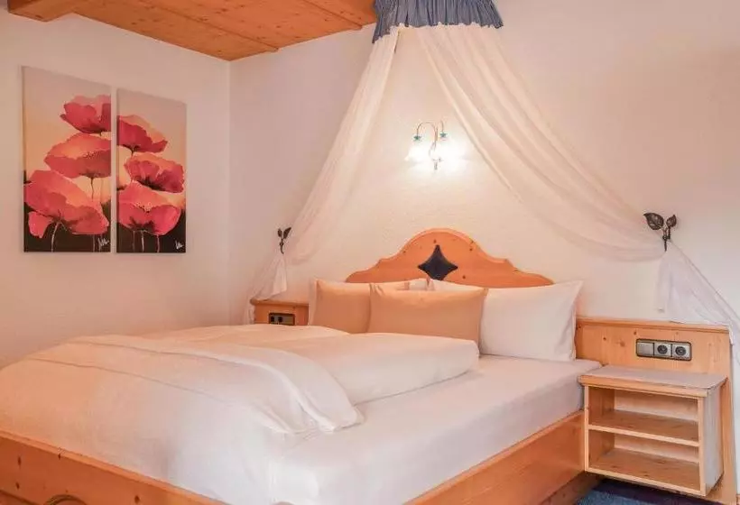 Hotelli Alpin Apart Maurer