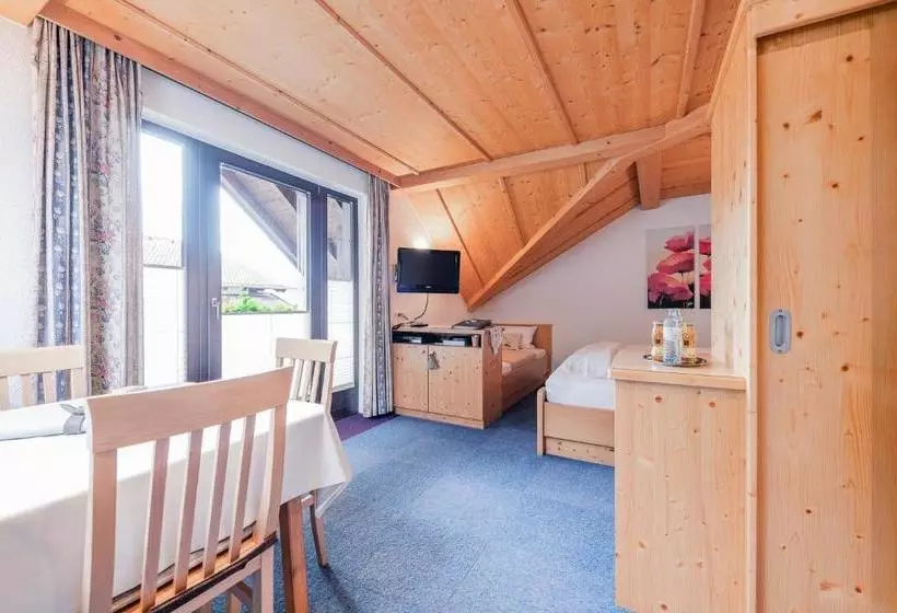 Hotelli Alpin Apart Maurer