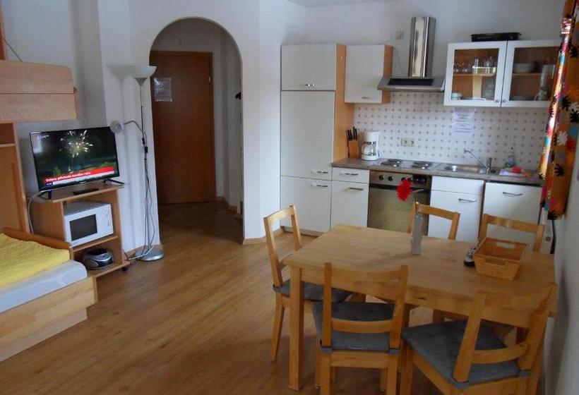 هتل Alpin Appartements