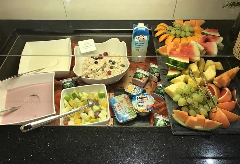 هتل Alpvita Piz Tasna