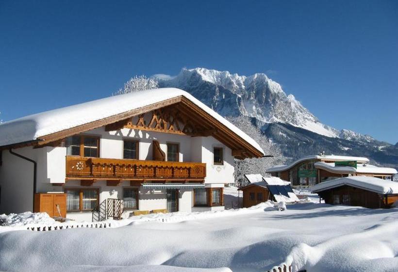 Отель Appartments Schneezauber