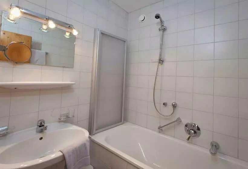هتل Ferienhaus Auer