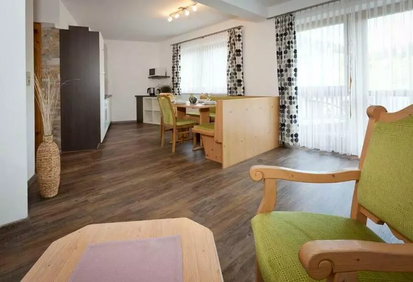 هتل Ferienhaus Auer