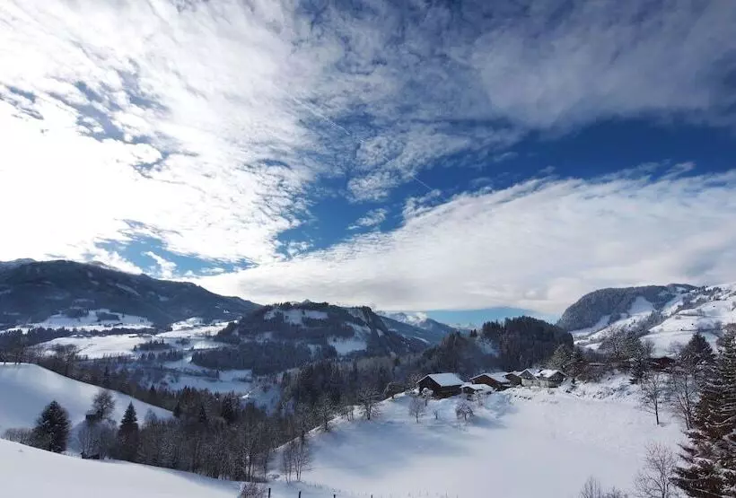 Hotelli Gasthof Pesbichl