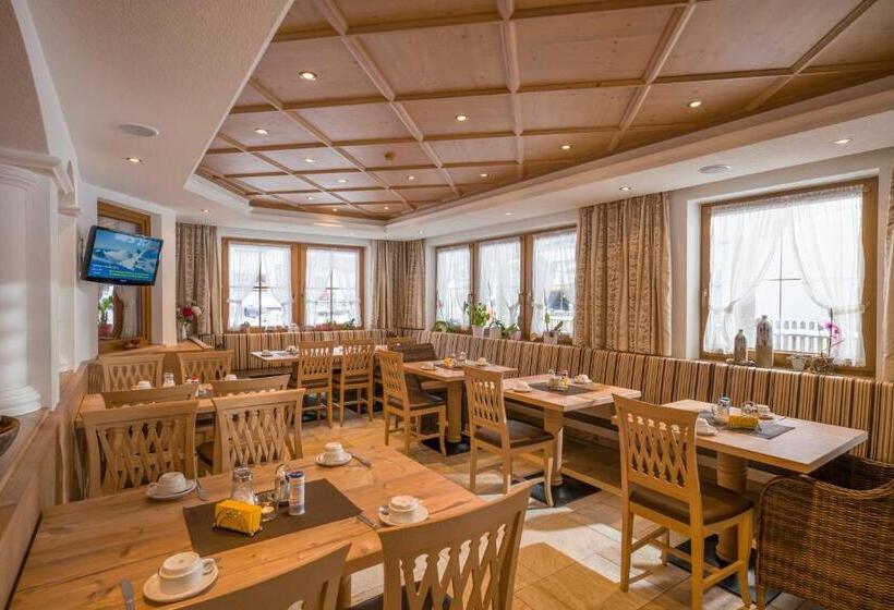 ホテル Gästehaus Schneeberger