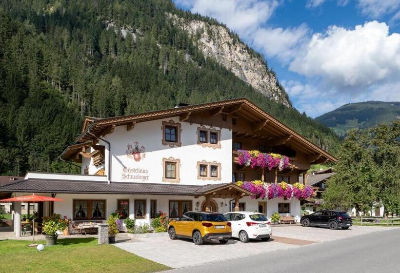 ホテル Gästehaus Schneeberger