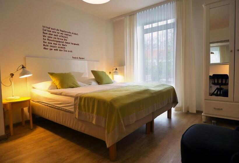 בית מלון כפרי Villa Rückert