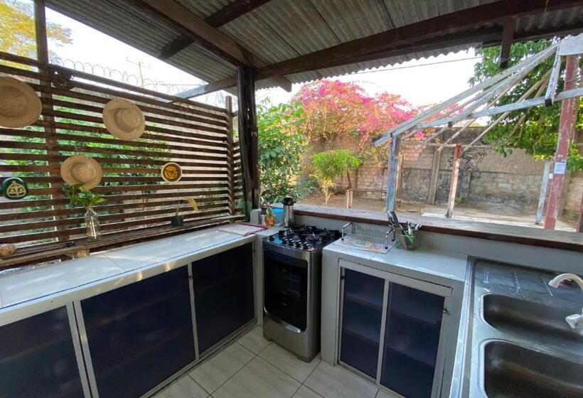 Vandrarhem Quarto Açai