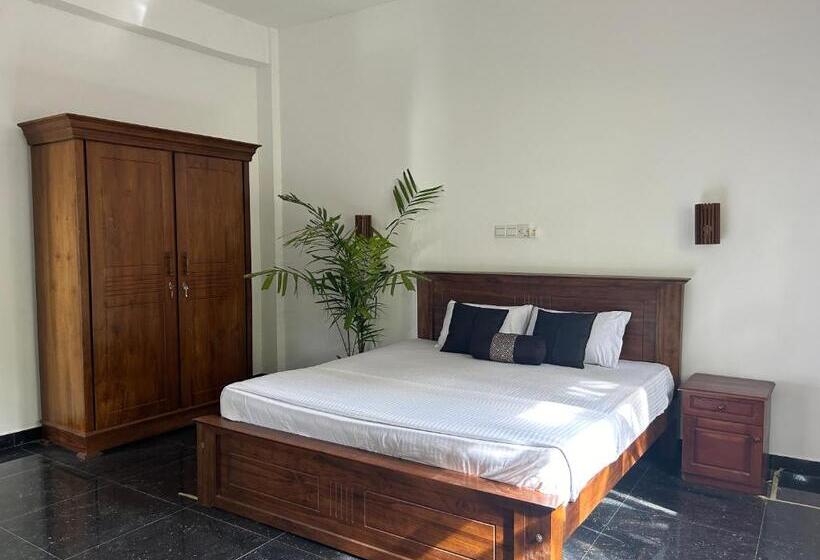 فندق صغير Why Not Mansion