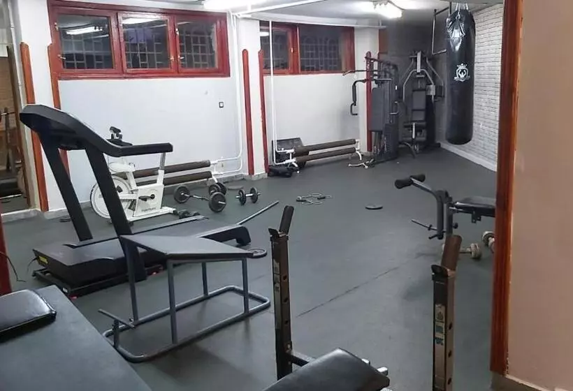 ホテル почивна станция   тец бобов дол