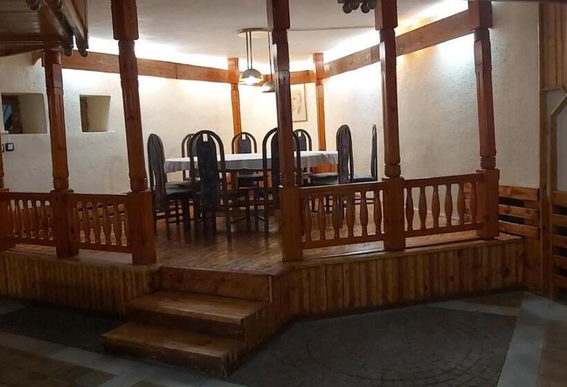 호텔 почивна станция   тец бобов дол