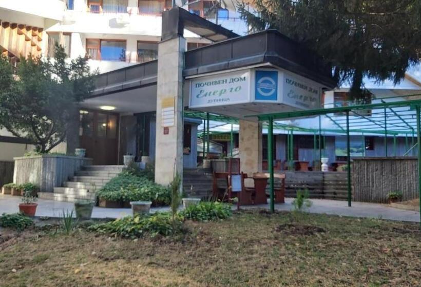 호텔 почивна станция   тец бобов дол