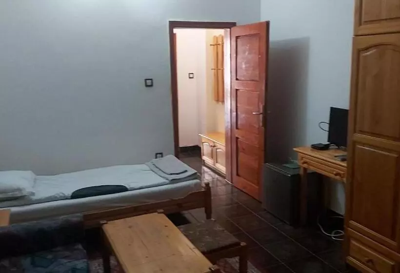 ホテル почивна станция   тец бобов дол