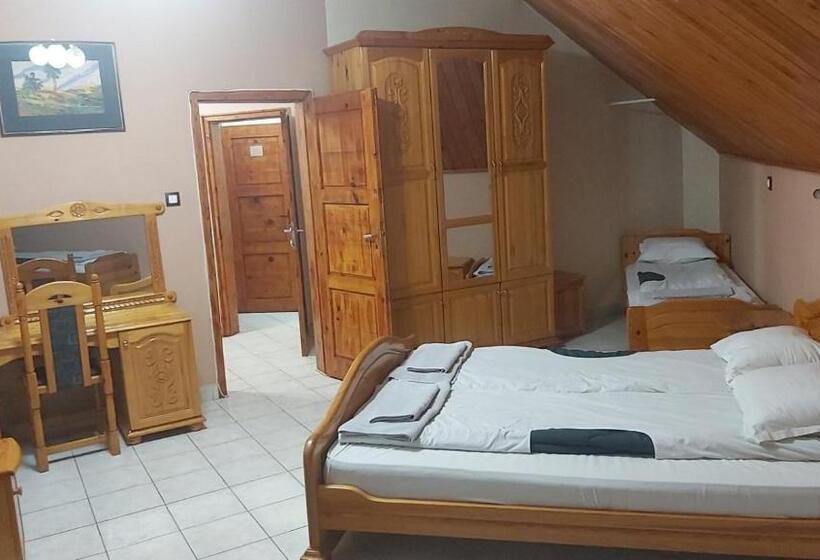 호텔 почивна станция   тец бобов дол