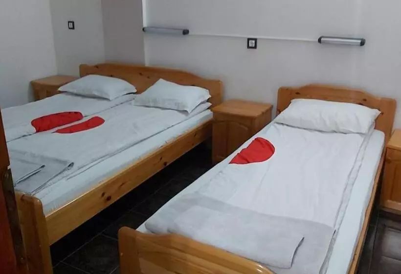 ホテル почивна станция   тец бобов дол