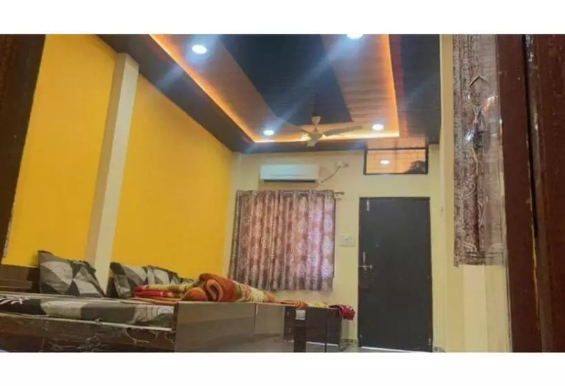 ホテル Guru Kripa, Ujjain