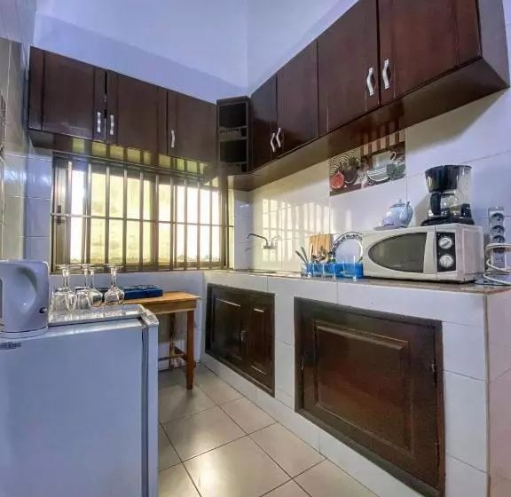 هتل Hôtel Residence Santa Claudia