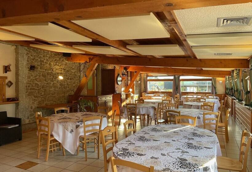 ホテル Le Montblanc Flumet