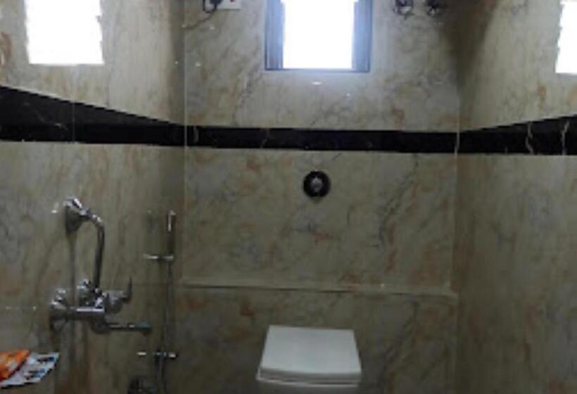 Hotelli New Delhi Jalgaon