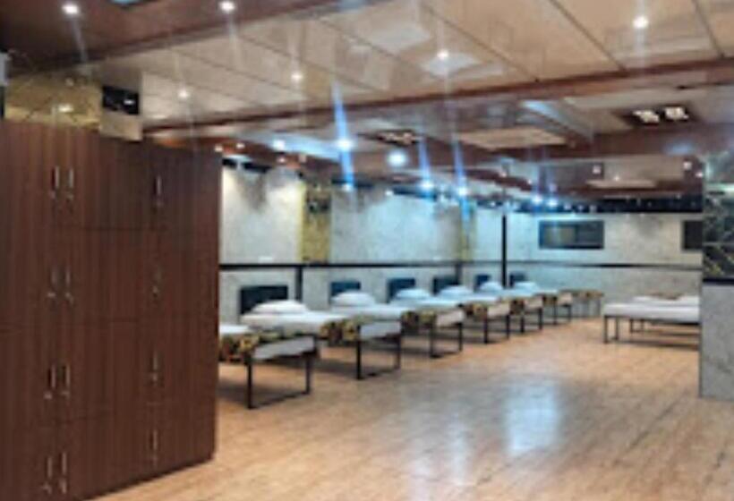 Hotelli New Delhi Jalgaon